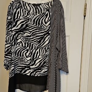 Ming Wang Black and White Zebra Stripe Blouse